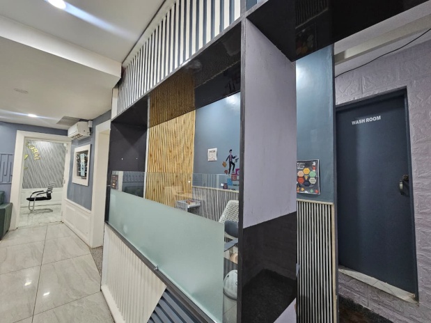 Kashmir Branch gallery image 1