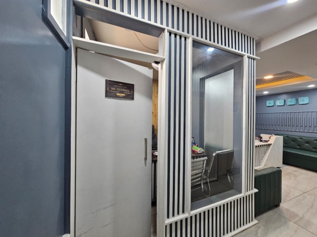 Kashmir Branch gallery image 3